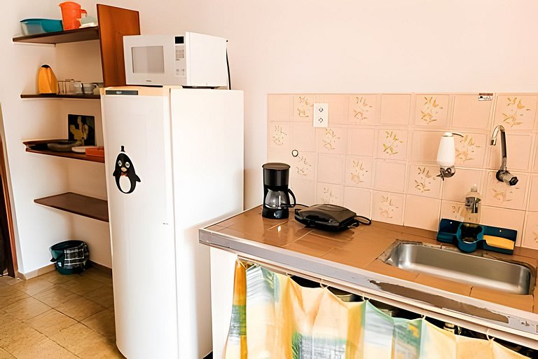 Flat 4 pessoas, Pet Friendly , economico perto da Praia