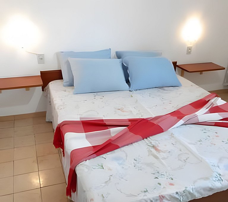 Flat 4 pessoas, Pet Friendly , economico perto da Praia