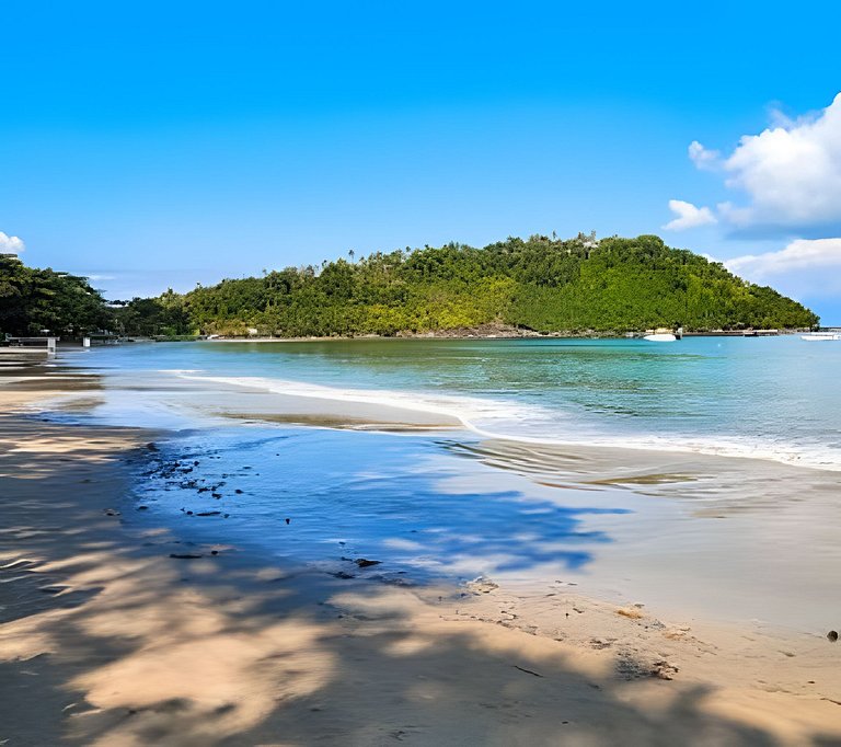 Flat 5 pessoas,pet Friendly, cozinha completa,perto da Praia