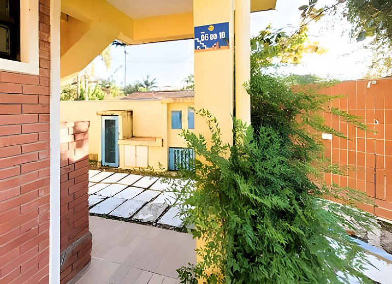 Flat 5 pessoas,pet Friendly, cozinha completa,perto da Praia